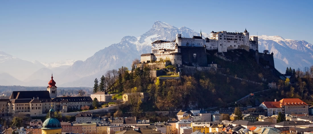 Die Mozartstadt Salzburg mit der Festung Hohensalzburg