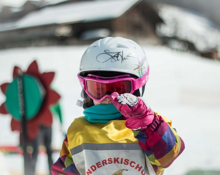 Spielerisch Skifahren lernen im Skikurs in Eben